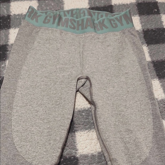 Gymshark Pants - Gymshark leggings size 2